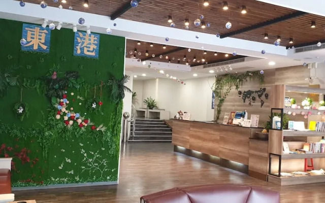 Tapeng Bay Holiday Hotel