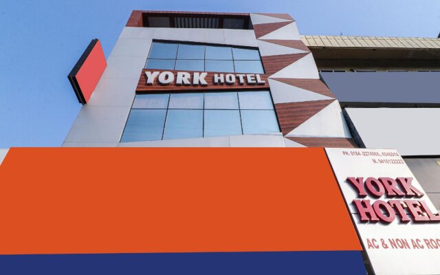 OYO 80792 York Hotel