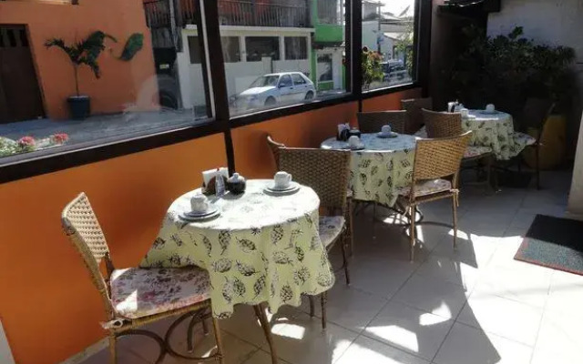 Noantri Cama E Cafe