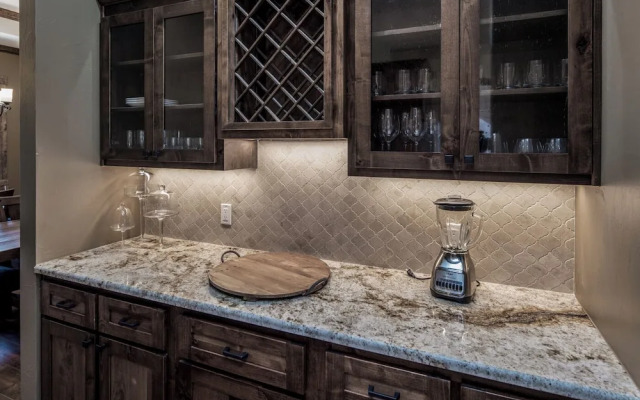 Grindstone Lake Lodge