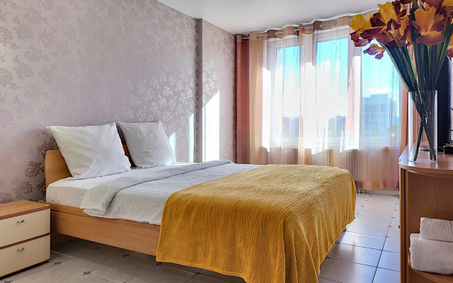 Апартаменты на проспекте Маркса 43