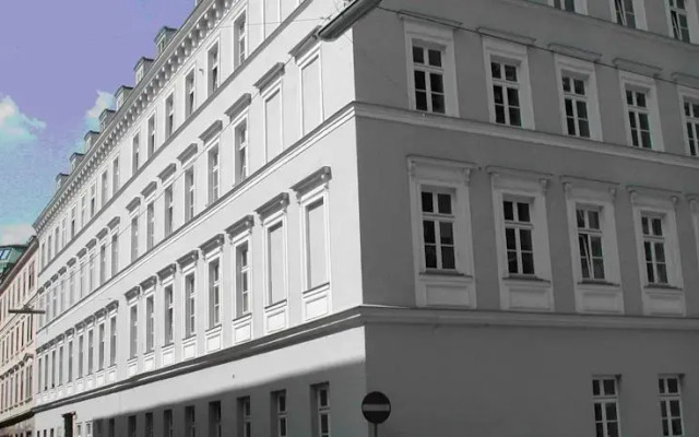 Central Vienna-living Hetz