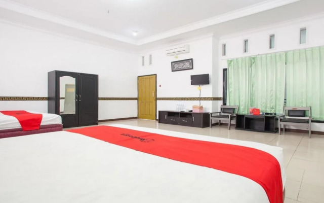 Hotel Santana Syariah by Reddoorz