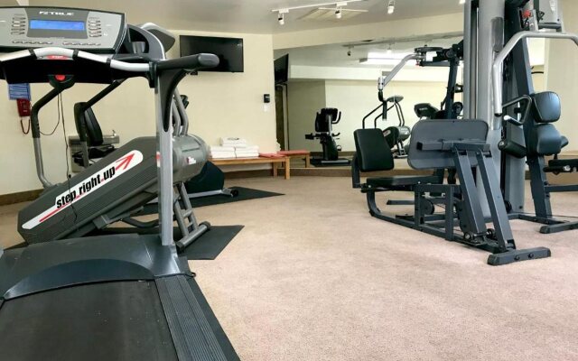 Navajoland Hotel of Tuba City