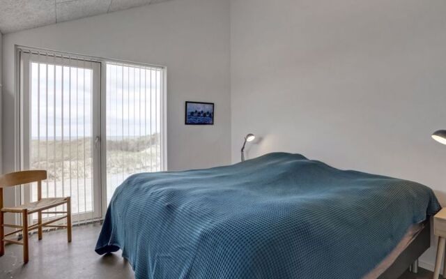 "Sinica" - 100m from the sea in NW Jutland