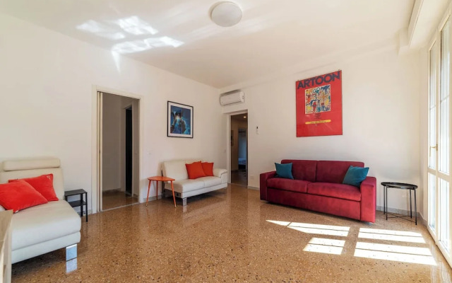 Spacious flat near to Central Rome