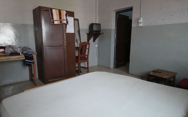 St. Sam Hotel Kamusi