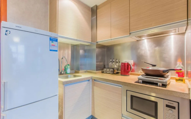 Summer Flower Apartment