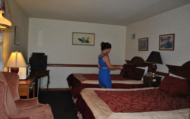 Summerland Inn