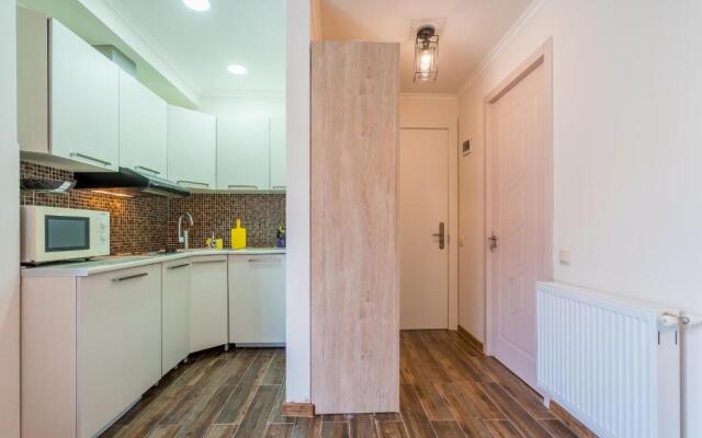 APARTMENT422