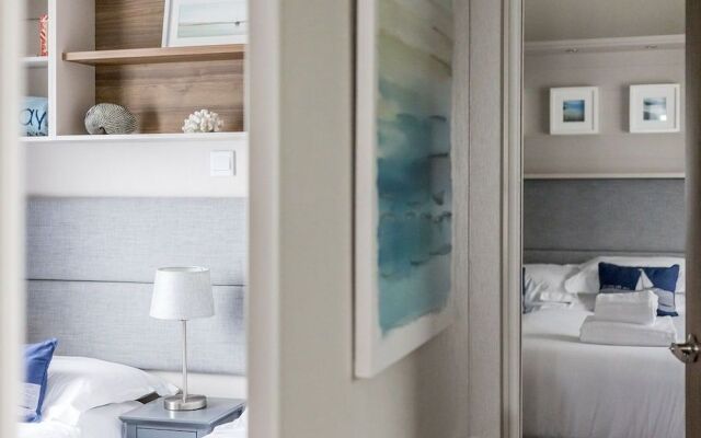 Summer by the Harbour