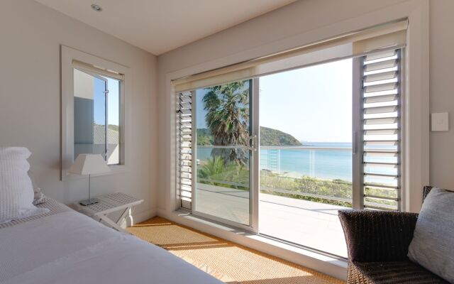 Sea Breeze Lodge