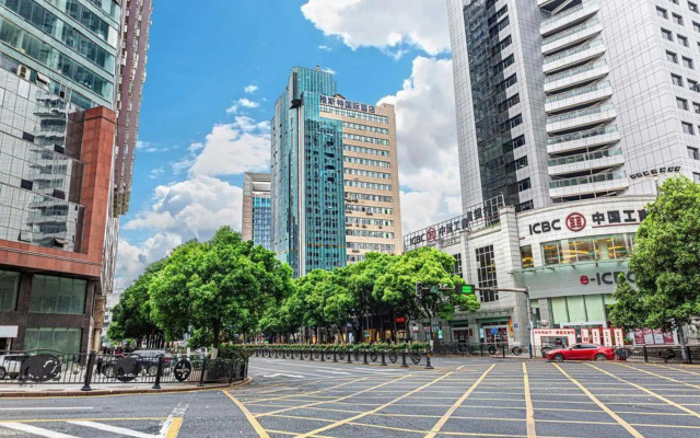 Yeste International (Guiyang Zhonghua North Road)
