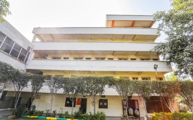 OYO 31044 Rituraj Marriage Garden