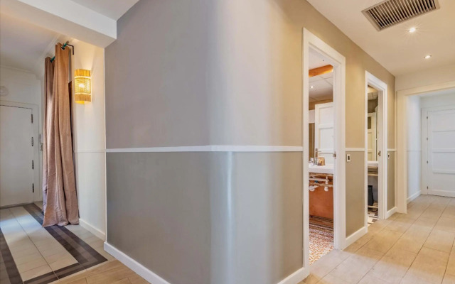 Mit House Madville En Madrid