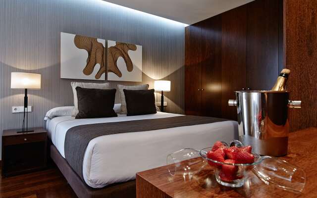 Hotel Carrís Cardenal Quevedo