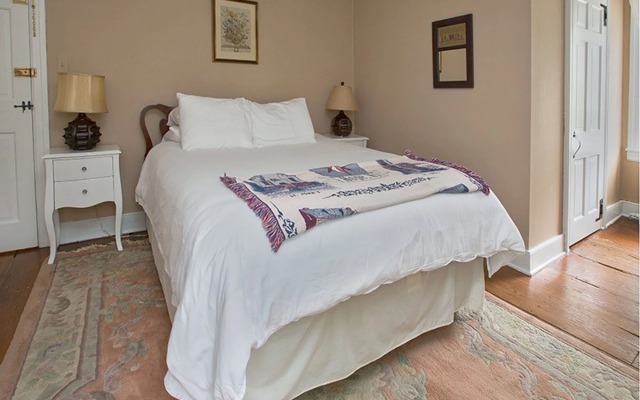 Inn at Millrace Pond