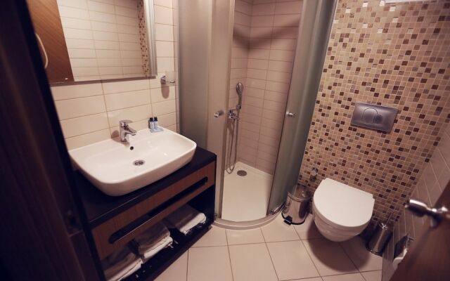 Damcilar Hotel