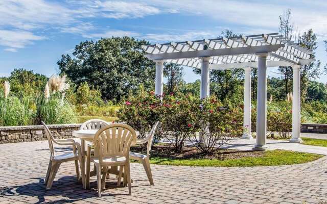 Comfort Inn and Suites Near Lake Guntersville