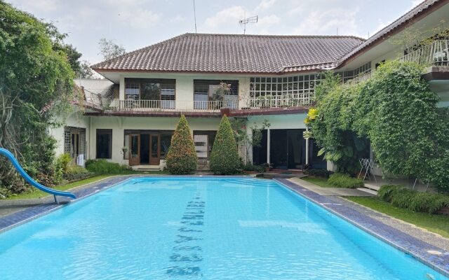 The Garden Family Guest House powered by Cocotel.