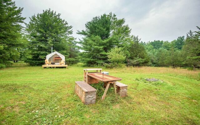 Tentrr - Pleasant Valley Maplecroft Camp-Campsite