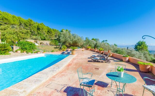 SOBREAMUNT - Villa for 6 people in Esporles.