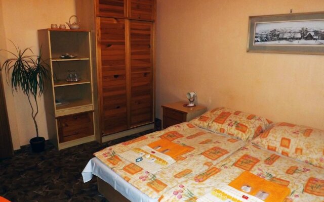 Hotel Avion