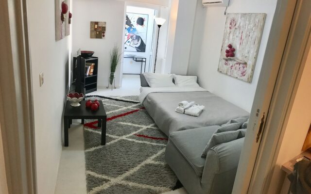 Cosy apartment in Glyfada center