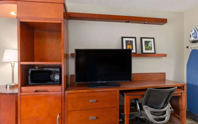 Days Inn Knoxville East