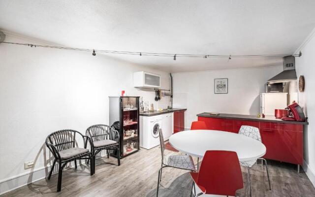 Excelsior Lodging - Triplex Invalides