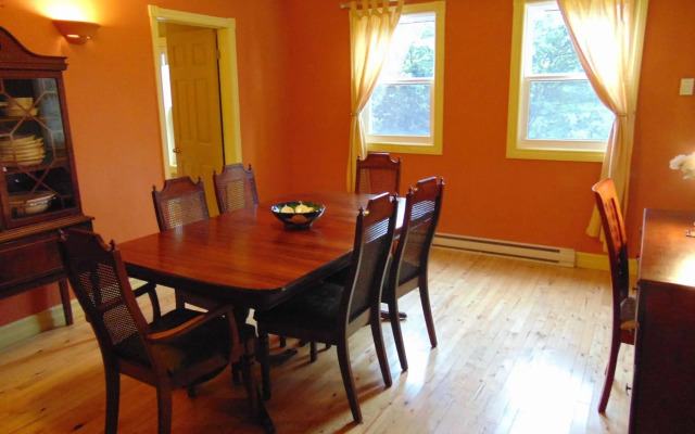 Downtown Executive Suites - Queens Road