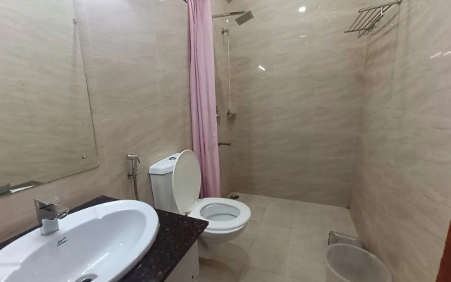 Hotel Ganga Azure