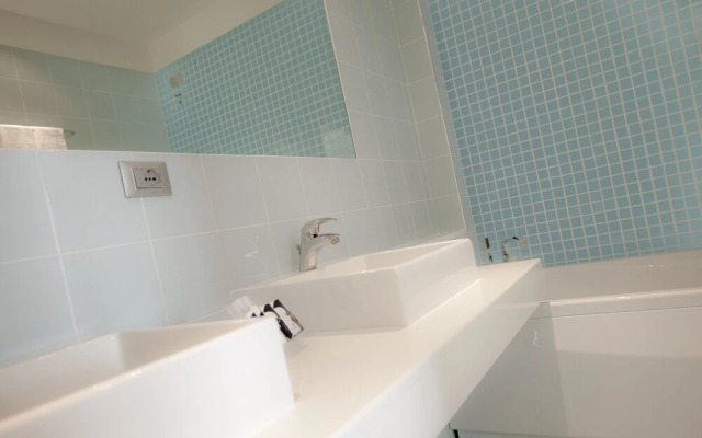 Blu Arena Hotel