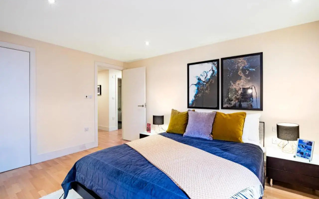 Blackfriars Apartments by MySquare