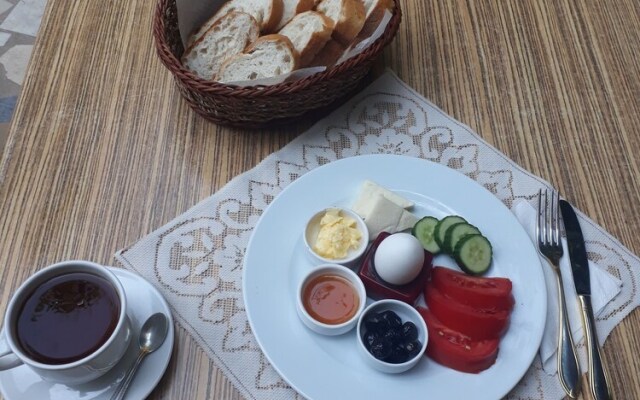 Turquoise Family Suites Apartment