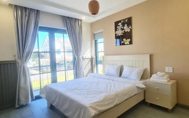 Deluxe 3 Br Bliss House - Novaworld PT