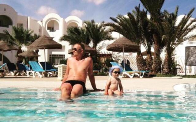 Checkin Bakour Splash