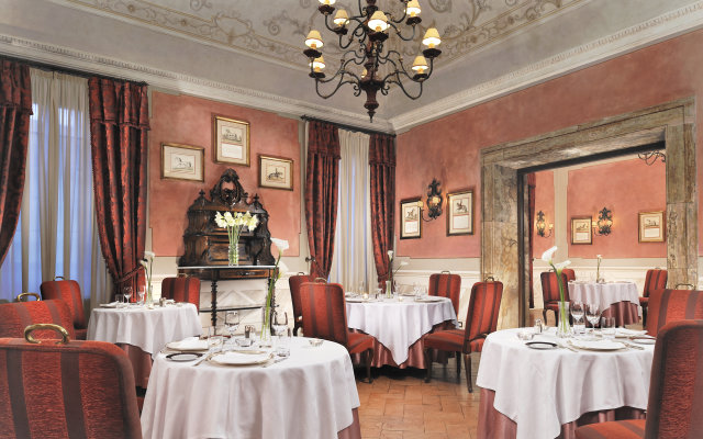 Grand Hotel Continental Siena – Starhotels Collezione