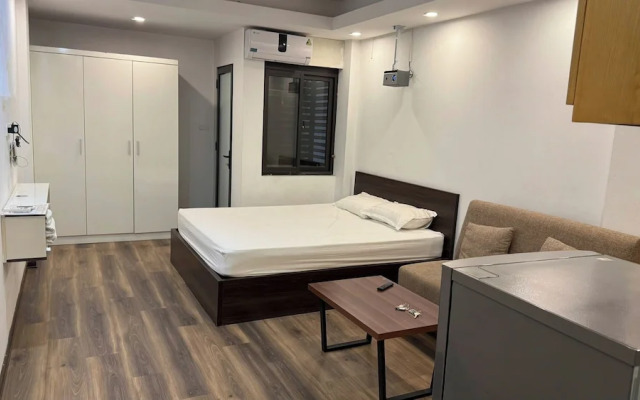 Era Apartment Ha Yen Quyet