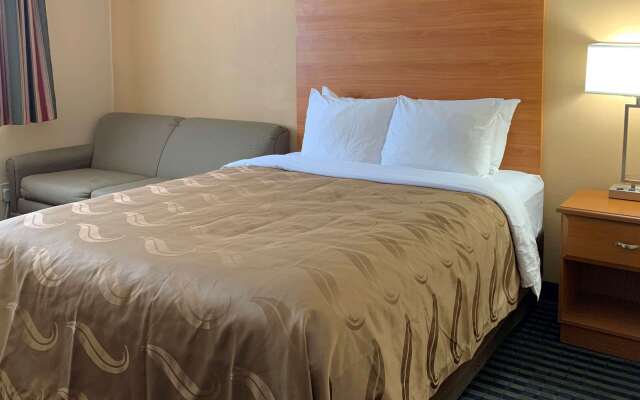 Quality Inn Ottawa near Starved Rock State Park