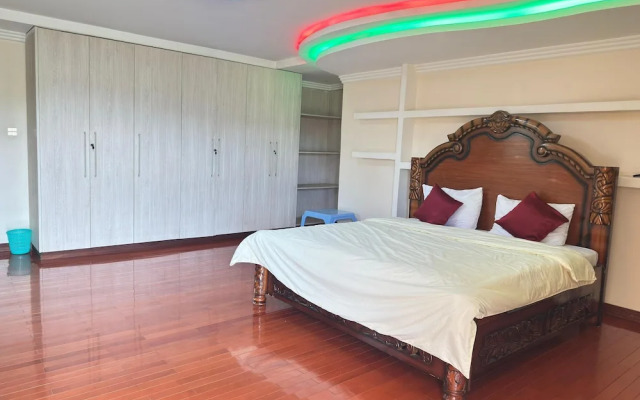 Lux Suites Lakeview Mansion Nakuru