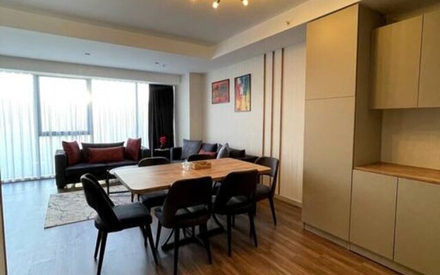 Spacious New 2 1 Apartment-near Mall of Istanbul