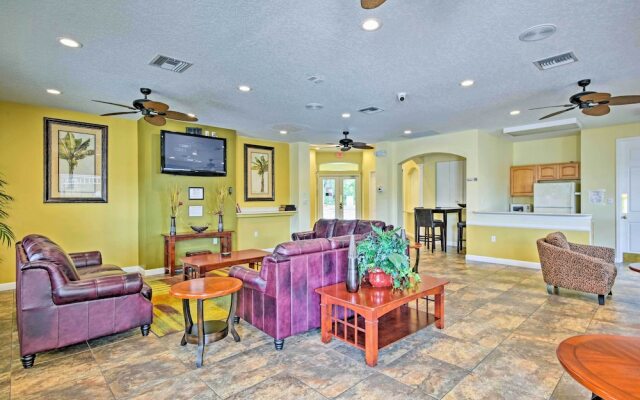 Bright Kissimmee Townhome Near Disney World!