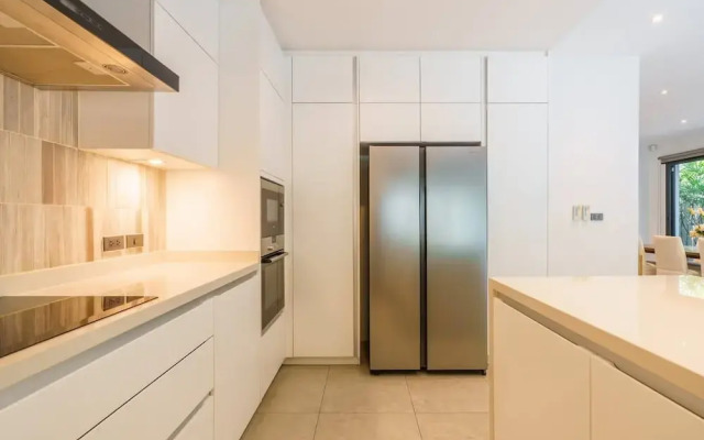 Designer 49 Pool Villa