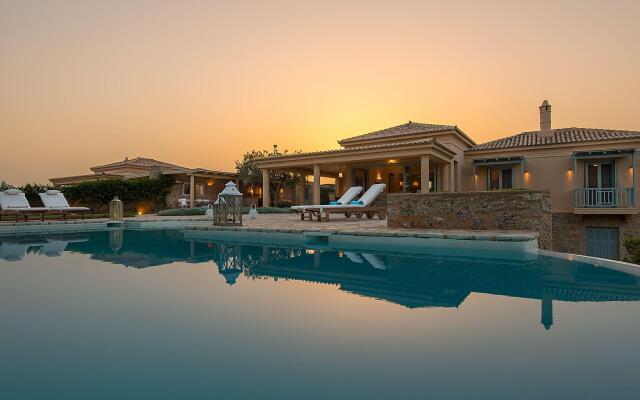 Luxurious Villa in Peloponnese With Pool