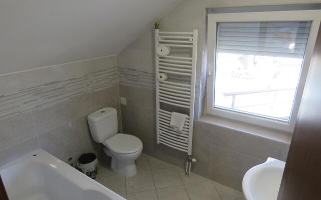 Hotel Apartments  Bella Mare Belgrade