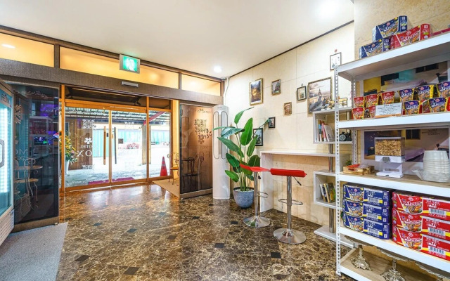 Gunsan Fox Tourist Hotel