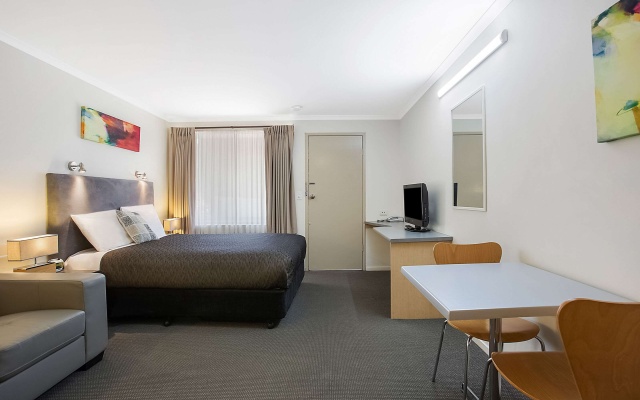 Comfort Inn Warrnambool International – Guest Rooms – Warrnambool