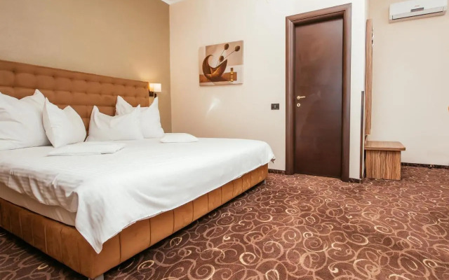 C Pub & Accommodation