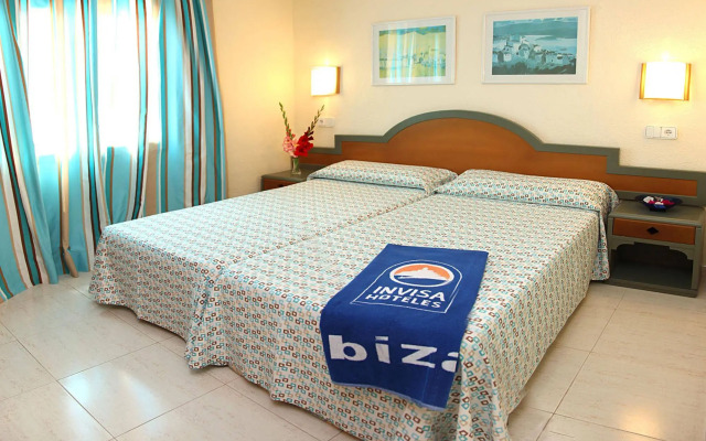 Invisa Hotel Club Cala Blanca